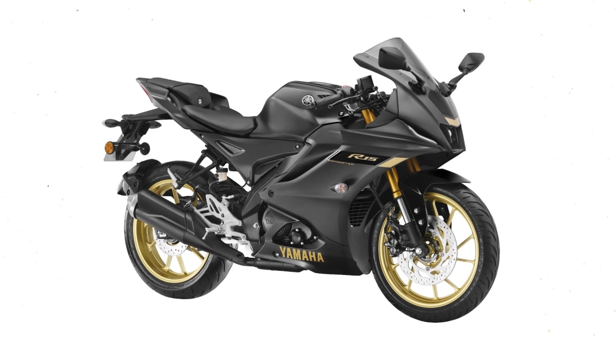 The Yamaha R15M, which now gets a colour TFT display with Bluetooth connectivity, and is capable of displaying a lap timer.