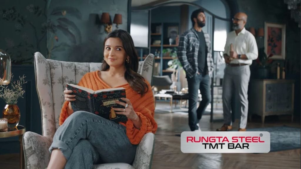 The actors are seen in an exchange where Ranbir is seen discussing the standout features of what Alia assumes to be about their relationship