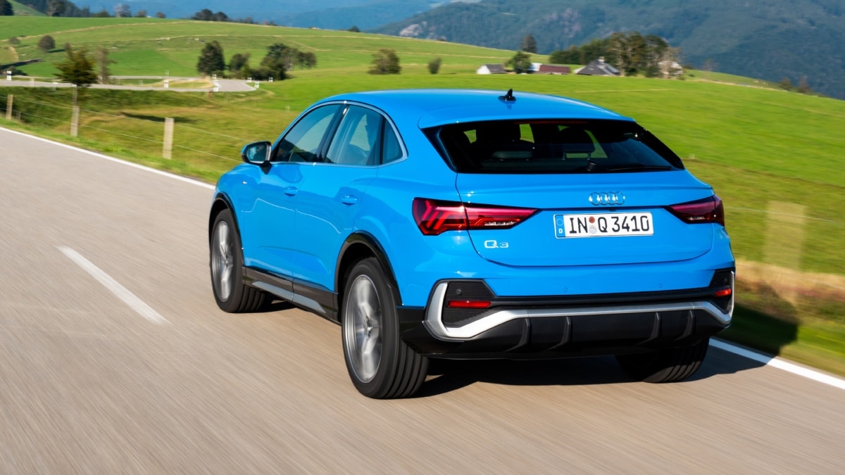 This motor develops 187 bhp and 320 Nm, paired with a 7-speed DCT. It gets Audi’s Quattro all-wheel-drive system as standard. The Q3 Sportback is claimed to sprint from 0 to 100 kmph in 7.3 seconds.