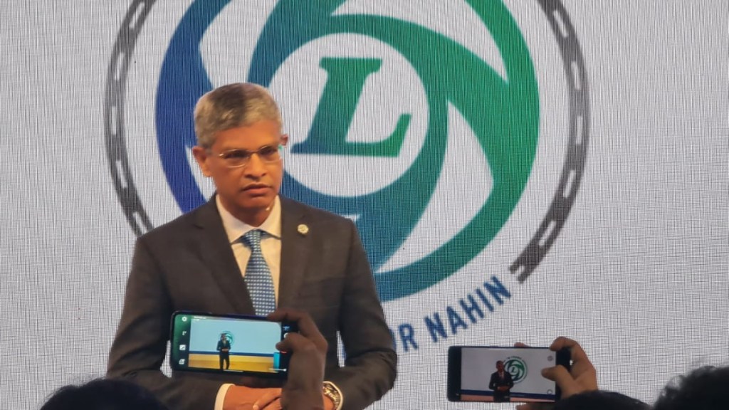 Cost and energy efficiency tiltling the balance in favour of hydrogen as alternative fuel