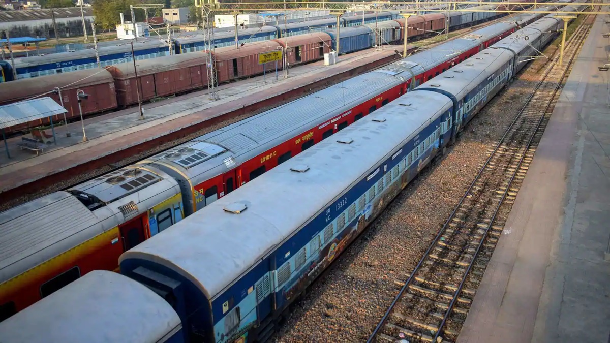 India's first hydrogen train | Indian Railways | Hydrogen train | Hydrogen trani route India's first hydrogen train | Indian Railways | Hydrogen train | Hydrogen trani route