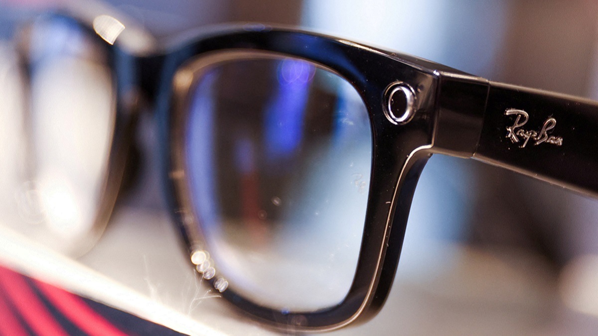 Ray-Ban, sales rise, revenues, European demand, sunglasses, exchange rates, margin forecasts, luxury, cost-of-living crisis