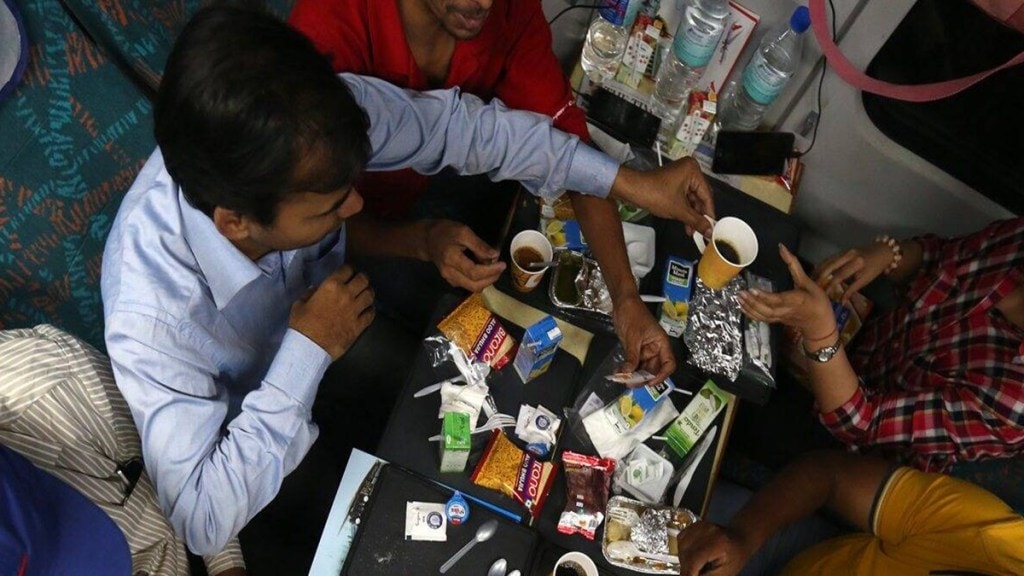 IRCTC | IRCTC Whatsapp service | Indian Railways food service | IRCTC e-catering |