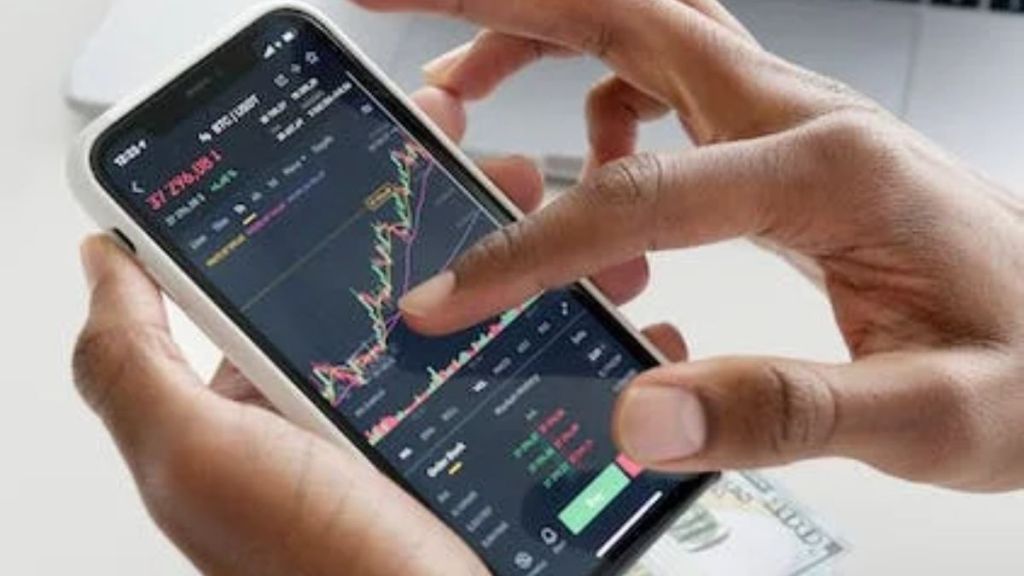 Narrowing valuation gap with China may boost India flows