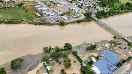 New Zealand Defense Force deployed several planes and helicopters to help with the recovery efforts