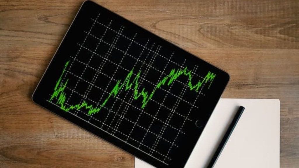 Sharpest weekly drop in reserves since April, 5 Sharpest weekly drop in reserves since April, 5
