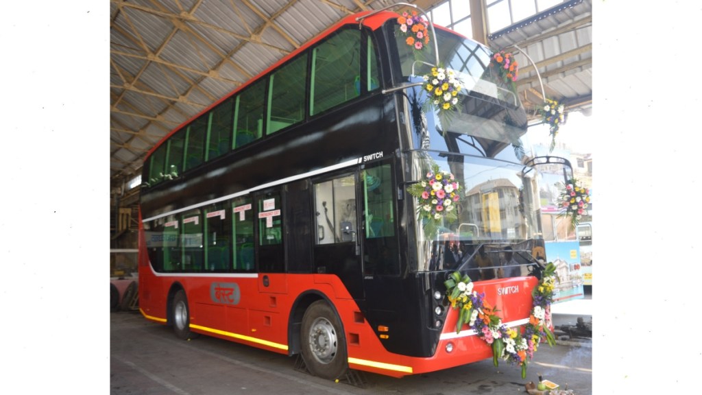 Switch Mobility delivers India’s first electric double-decker buses to Best