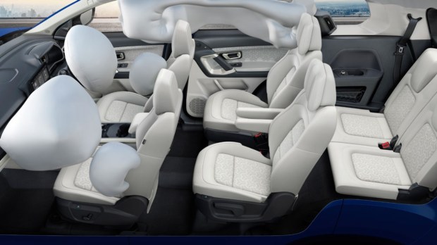 tata safari six airbags