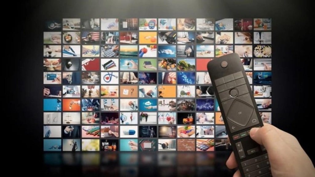 The consultation paper also aims to address the ceiling on discounts for a-la-carte channels within a bouquet The consultation paper also aims to address the ceiling on discounts for a-la-carte channels within a bouquet