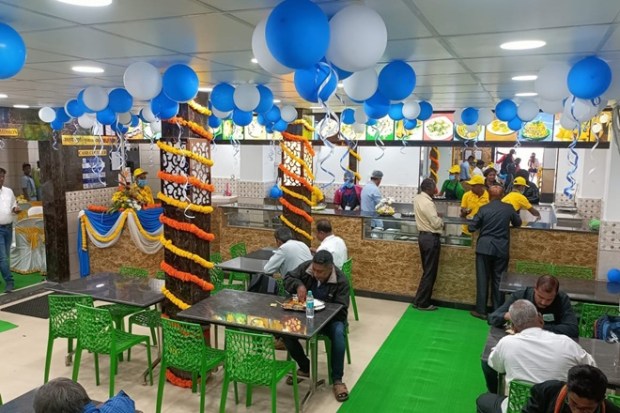 KSR Bengaluru Station beckoning you for sumptuous meals on board – See PICS