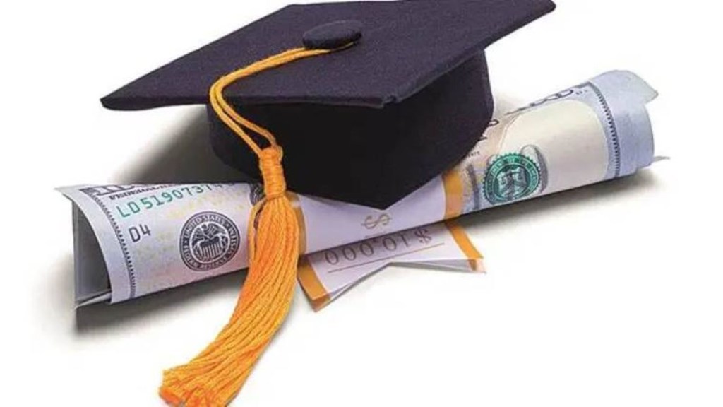 Any student from an Indian university can apply for the scholarship.