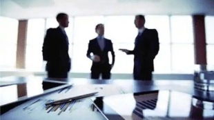 In services sector, sales showed the highest division of hiring with 91% rate.