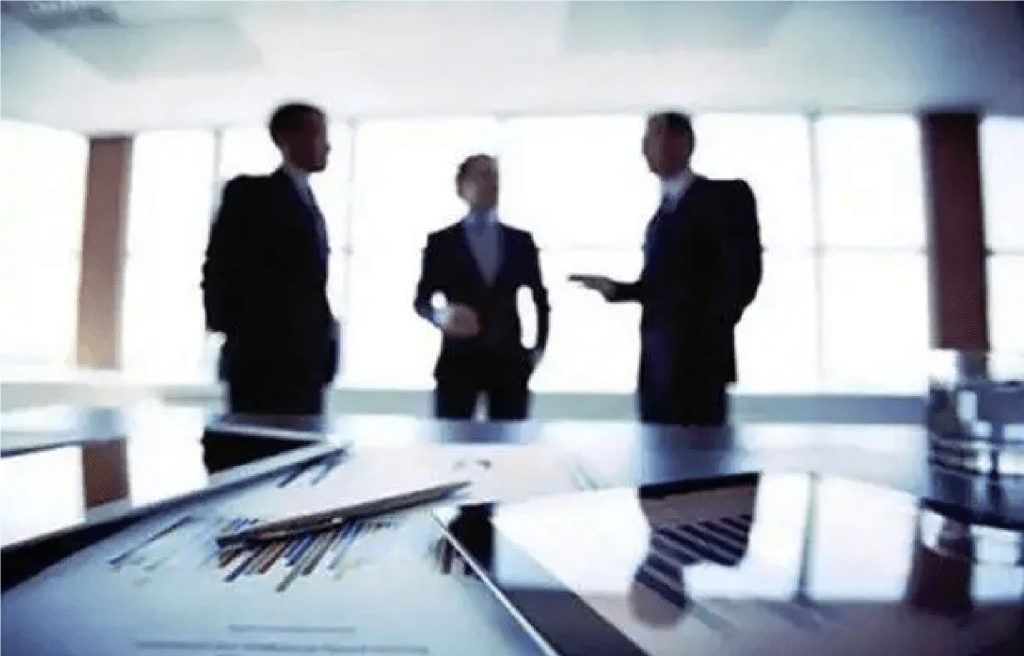 In services sector, sales showed the highest division of hiring with 91% rate.