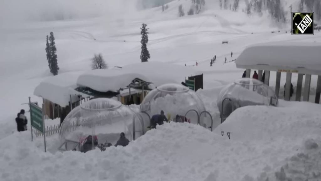 glass igloo in gulmarg