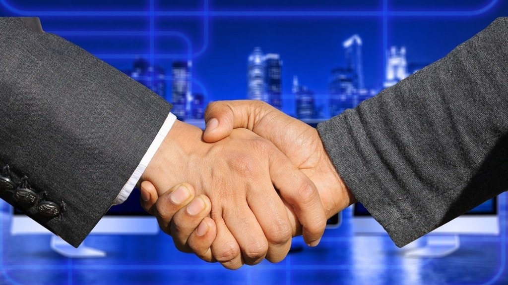 Bank, MSME, SME, ONDC, Small business, DBS Bank India, partnership, eSamudaay, small towns, Open Network for Digital Commerce, local commerce, ecommerce, digitalisation, traditional banking credit and cash management, business growth, payroll, financial solutions, banking, digital enterprise, software product