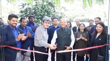 Vikram Khanna, COO- Asahi Glass India Ltd., Mahesh Khaitan, Director - Sattva Group