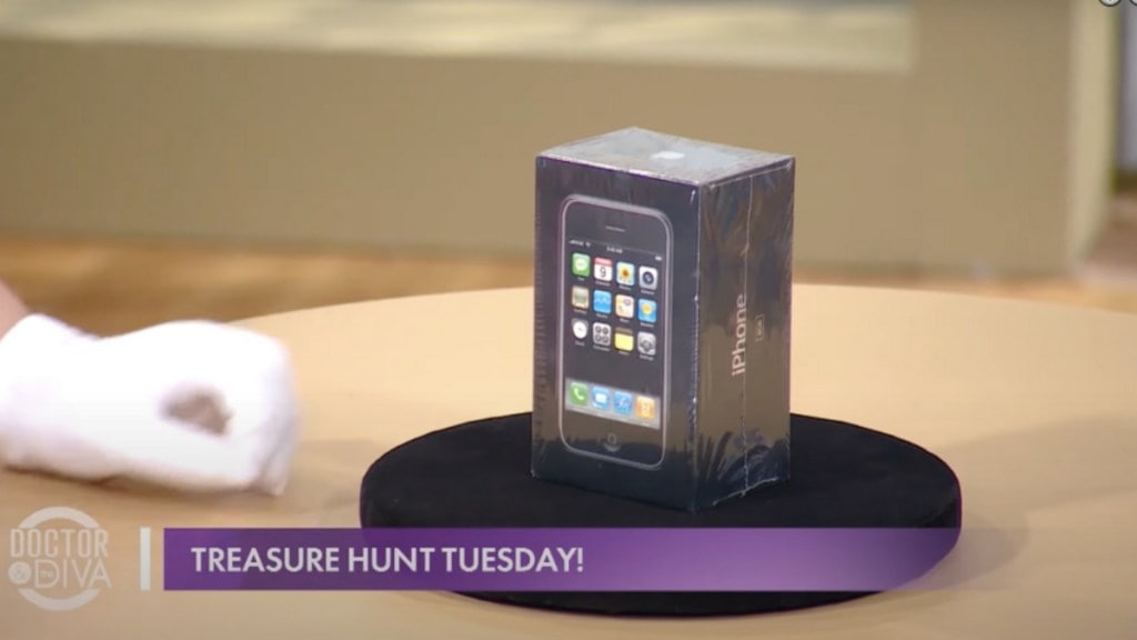 Sealed iPhone first gen at LCG Auctions