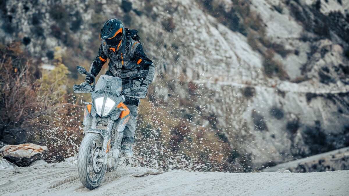 With Off-road mode, traction control, quickshifter, and cornering ABS, the KTM 390 Adventure is the most feature-laden motorcycle in its class.