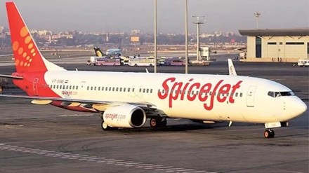 SpiceJet is struggling to hold on to its market share. 