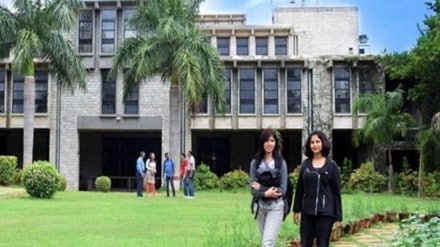 Funding for IIMs has been brought down to Rs 300 crore