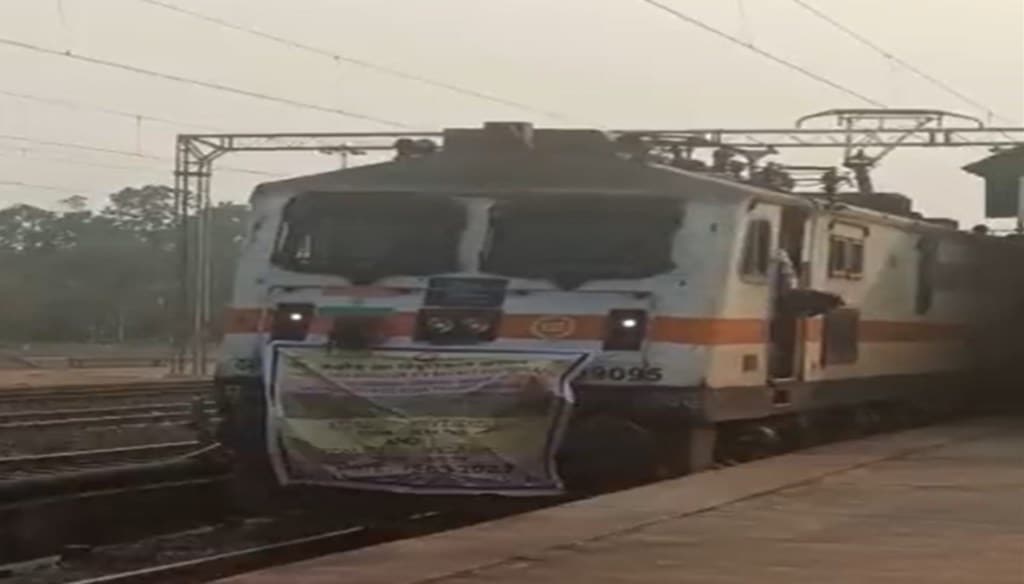 meghalaya train, meghalaya electric train, meghalaya first electric train, first electric train in meghalaya, meghalaya train, meghalaya electric train, meghalaya first electric train, first electric train in meghalaya,