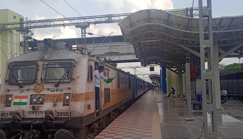 southern railway, southern railway zone, southern railway freight traffic, southern railway passenger traffic, southern railway traffic, indian railways, indian railways freight traffic,