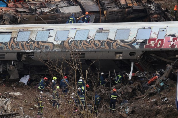 Rescuers operate at the site of a crash, where two trains collided, near the city of Larissa, Greece. (Reuters photo)
