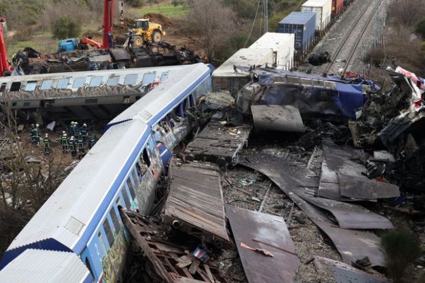 Sixty-six of those injured were hospitalised, six of whom are in intensive care. The crash occurred as the passenger train emerged from a tunnel. Derailed carriages, badly damaged with broken windows and thick plumes of smoke, could be seen on the site, where rescuers were looking for more survivors. (Reuters photo)