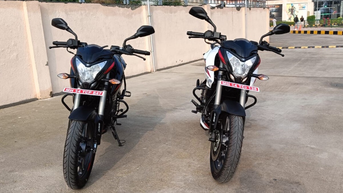 For the added price, these Pulsar NS series twins get updated hardware with enhanced safety features and new colour schemes. Also, there is no denying the fact that consumers still love these Pulsars and there’s a huge demand for them. 