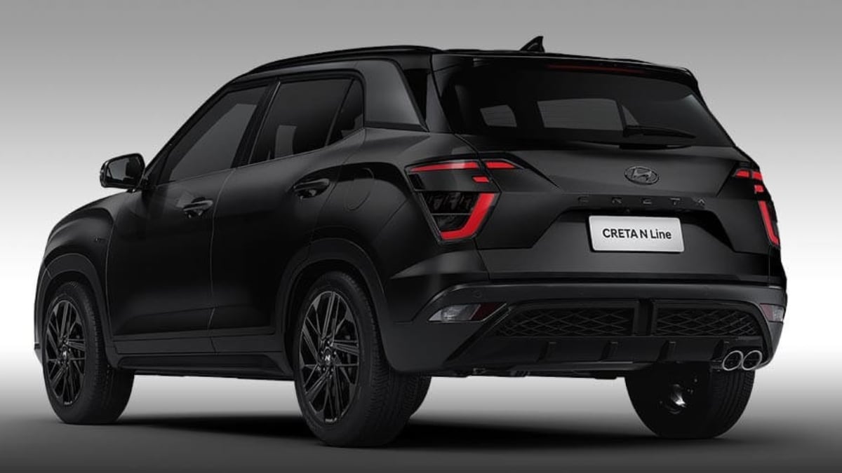 The Hyundai Creta N Line Night Edition is powered by a 2.0-litre 4-cylinder naturally-aspirated petrol engine that produces 157 bhp of peak torque and 188 Nm of maximum torque. There’s also a flex-fuel version on offer that churns 167 bhp and 202 Nm of torque.