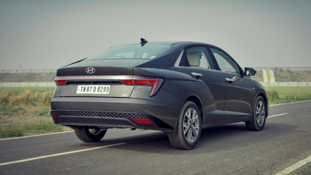 hyundai verna review