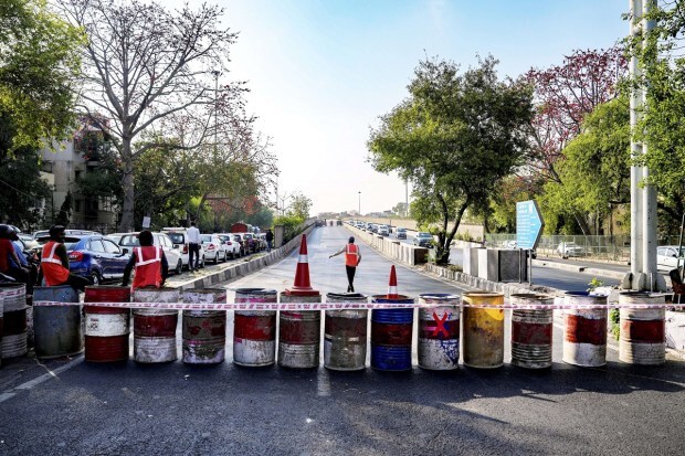 Due to the flyover's closure, commuters travelling towards all major south Delhi areas, including Malviya Nagar, Panchsheel Park and Vasant Kunj, are likely to face traffic snarls. (PTI photo)