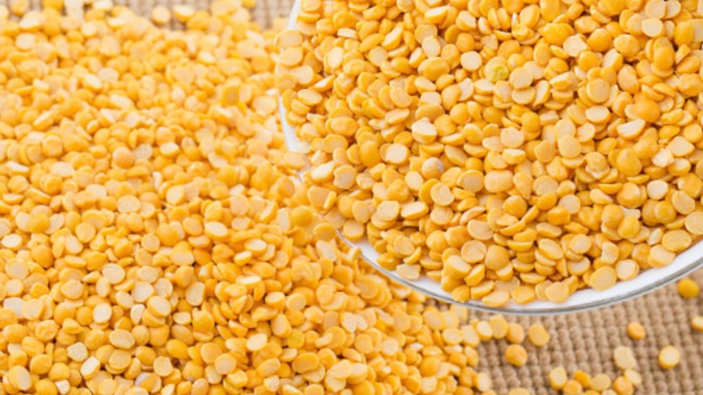 Chana crop hit by above normal temperature in February, output could decline by 10-15%
