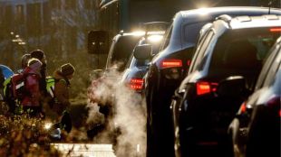 Germany, EU reach agreement in combustion engine row