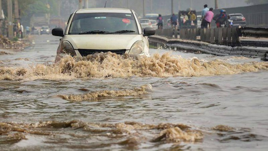 Thunderstorm, thunderstorm alert, weather, weather forecast, IMD, Delhi weather today, Uttar Pradesh weather today, Ghaziabad weather, Noida weather, Mumbai rains, wheat crop