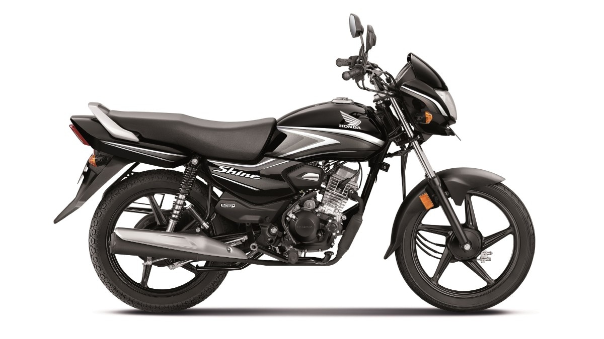 Finally, we have the Black with Grey stripes variant of the Shine 100.