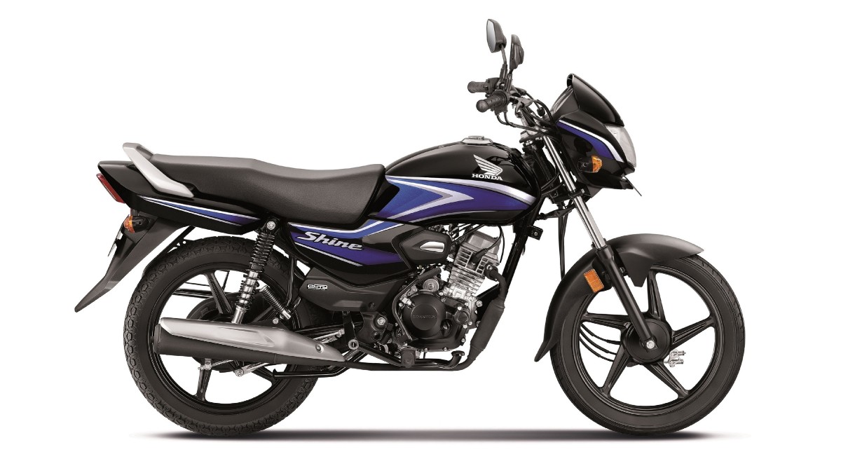 This is the Black with Blue stripes colour variant of the Honda Shine 100.