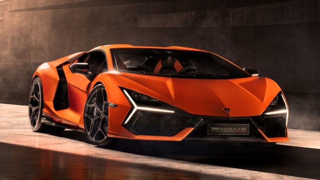 Lamborghini Revuelto