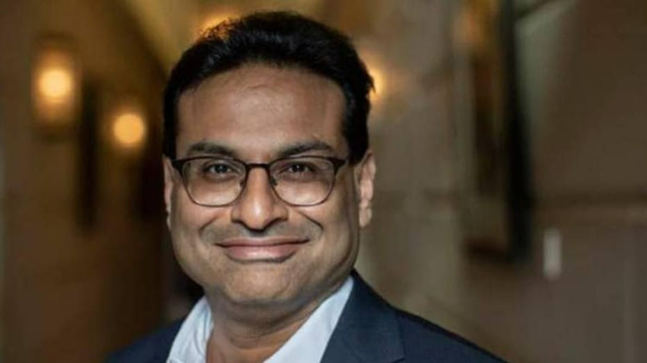 Laxman Narasimhan, Laxman Narasimhan CEO Starbucks, Laxman Narasimhan life, Laxman Narasimhan education, Laxman Narasimhan lifestyle, Laxman Narasimhan net worth, Laxman Narasimhan salary, Laxman Narasimhan news