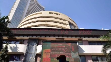 Five of top 10-firms lose Rs 86,447 crore in m-cap; Infosys, TCS, SBI hit hard Five of top 10-firms lose Rs 86,447 crore in m-cap; Infosys, TCS, SBI hit hard