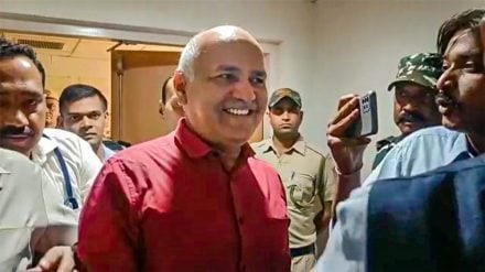 AAP leader and former Delhi deputy chief minister Manish Sisodia at Rouse Avenue Court in connection with the Delhi excise policy case, in New Delhi, Monday, March 6, 2023. The court remanded him to judicial custody till March 20. (PTI Photo)