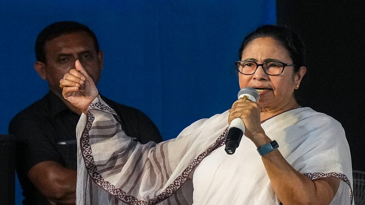 Ram Navami violence: Bengal tense, internet suspended, Section 144 clamped in Hooghly Ram Navami violence: Bengal tense, internet suspended, Section 144 clamped in Hooghly