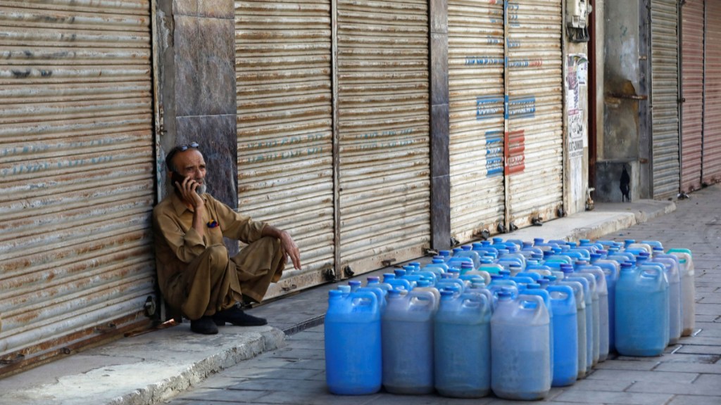 Pakistan, Pakistan news, Pakistan latest, Pakistan crisis, Pakistan economic crisis Pakistan, Pakistan news, Pakistan latest, Pakistan crisis, Pakistan economic crisis