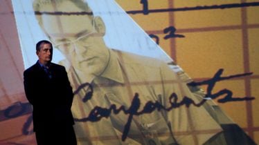 Intel co-founder Gordon Moore, prophet of the rise of the PC, dies at 94