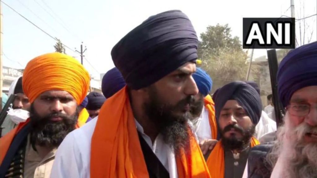 Punjab govt extends suspension of internet, SMS services till Monday noon; Amritpal Singh remains elusive