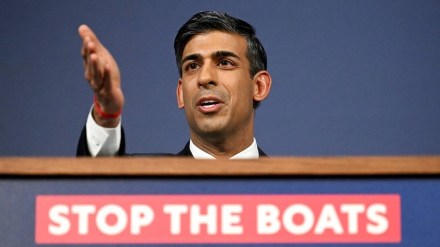the uk, united kingdom, migrants, refugees, immigration, Illegal Migration Bill, asylum, policy, rishi sunak, prime minister, ukraine, afghanistan, world news