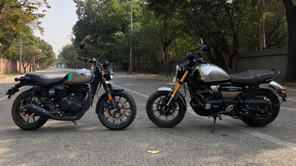 The Ronin is unlike any other motorcycle we have seen so far from the house of TVS Motor Company. It looks stylish and grabs eyeballs out on the streets. The TVS Ronin is available in six colour shades.