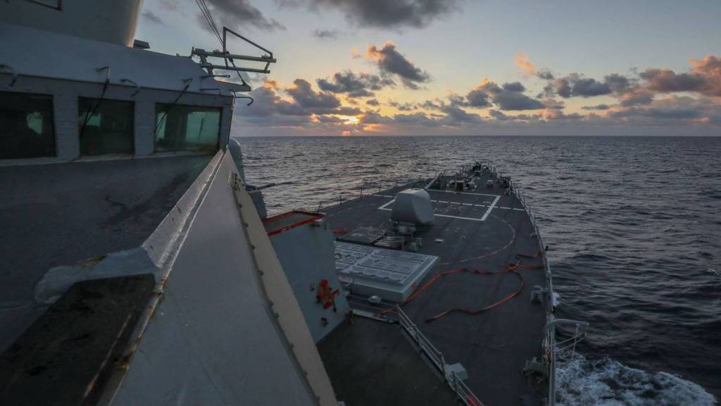 US warship