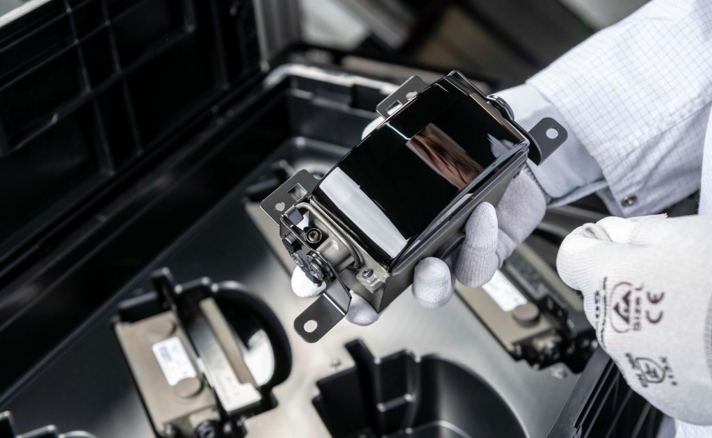 Valeo bags two new contracts for its third-generation LiDAR