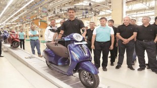 bajaj auto, bajaj auto rating